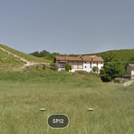 Cascina San Giulio * San Damiano dʼAsti